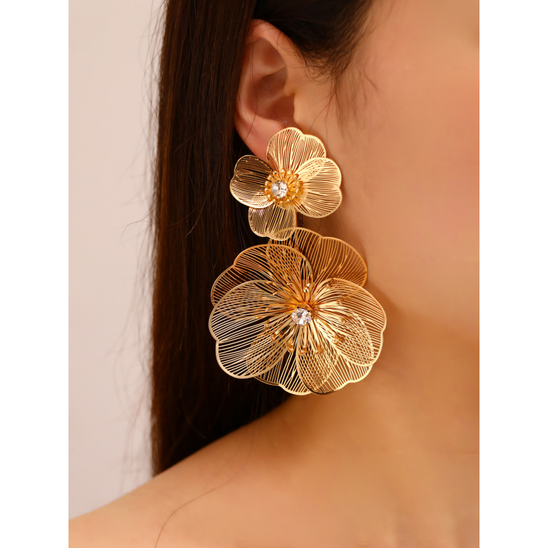 1pair Hollow Flower Tassel Earrings, Luxury High-End Fashion Accessory For Women Valentines