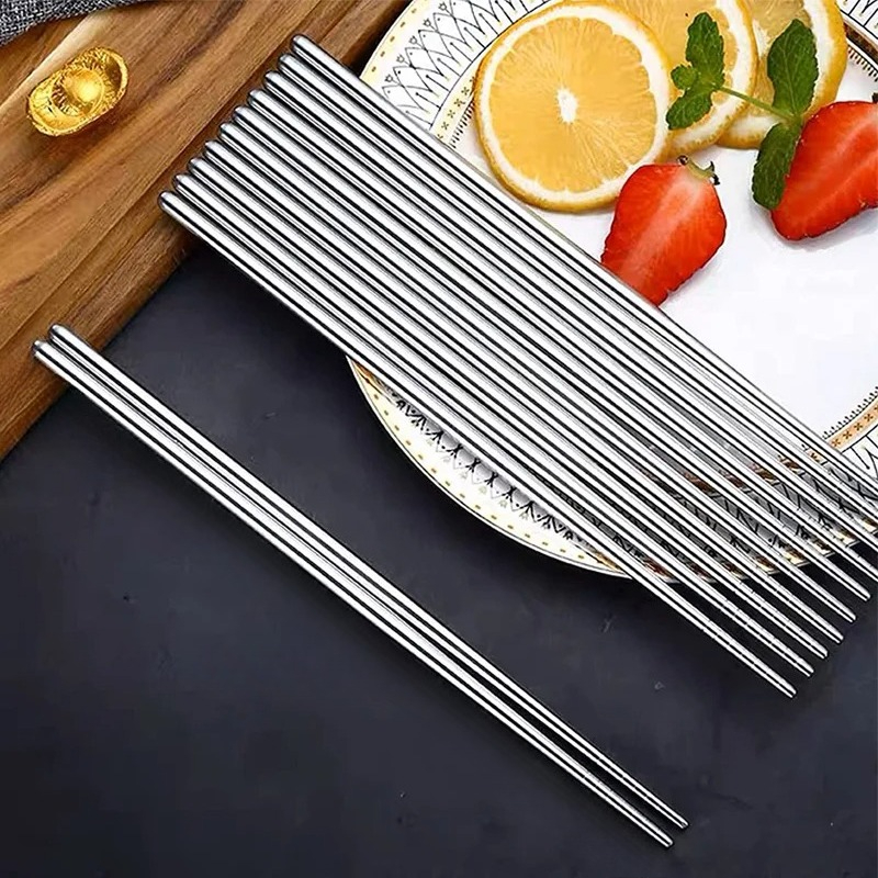 1/2/5 Pairs of Chinese Chopsticks Korean and Japanese Food Metal Rods 304 Stainless Steel Kitchen Tableware Kitchenware Durable