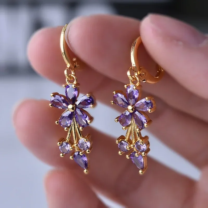 Luxury Gold Color Flower Shape Women Drop Earrings Inlaid Shiny Rhinestone Top Quality Fashion Banquet Party Jewelry