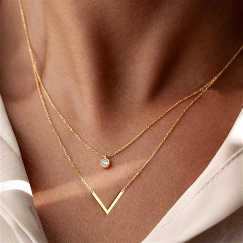 1 set of simple European and American style double-layer V-shaped water droplet necklace for women's fashion collarbone chain