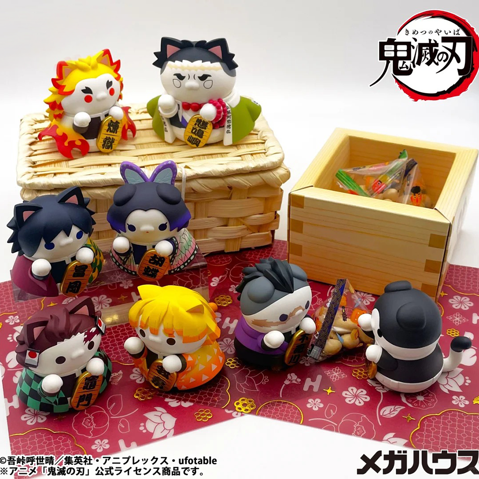 8PCS/Set Anime Demon Slayer Nezuko Tanjirou Zenitsu Inosuke Mini Figurine Kawaii Action Figure PVC Model Lucky Cat Doll Toys