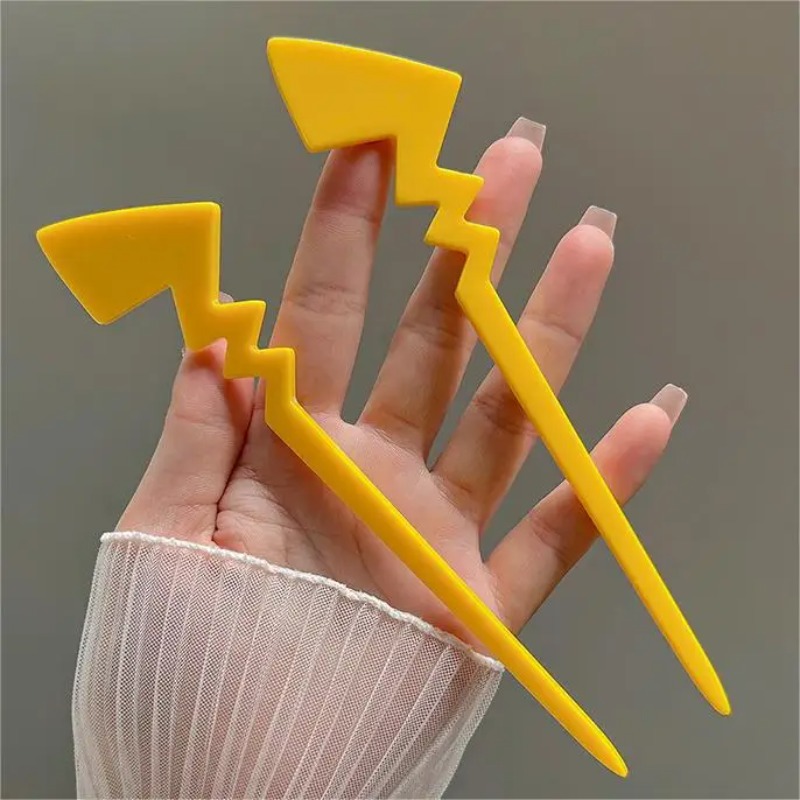 Creative Pikachu tail hairpin simple back of the head hair accessory girlish lightning hairpin cute coiled hair accessory