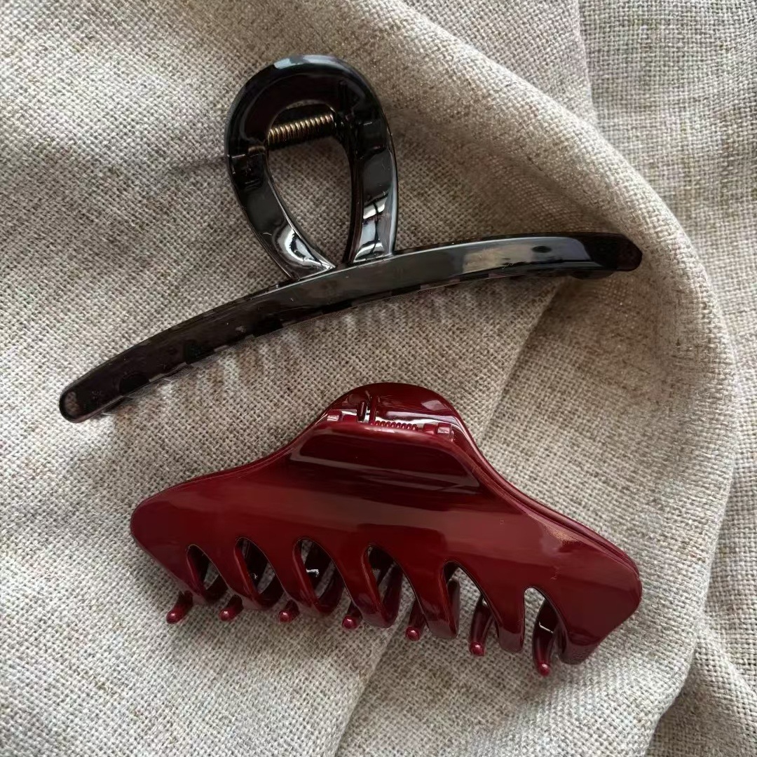 2Pcs Vintage Large Cross Shark Hair Claw Clamp French Style Ponytail Clip Back of Head Hairpin Elegant Headwear Hair Accessories