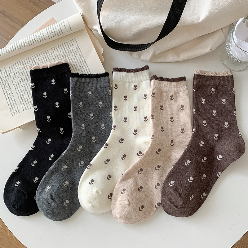 Cute Socks For Women New Trendy Korean Style Girls Sweet Loose Socks Long Breathable Retro Female Flower Socks Comfort
