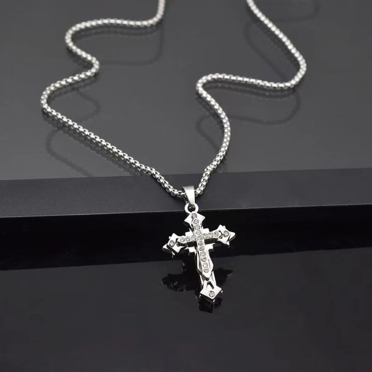 New Stainless Steel Zirconia Cross Necklaces Hypoallergenic Light Luxury Jewelry for Women, Daily & Party Summer Series