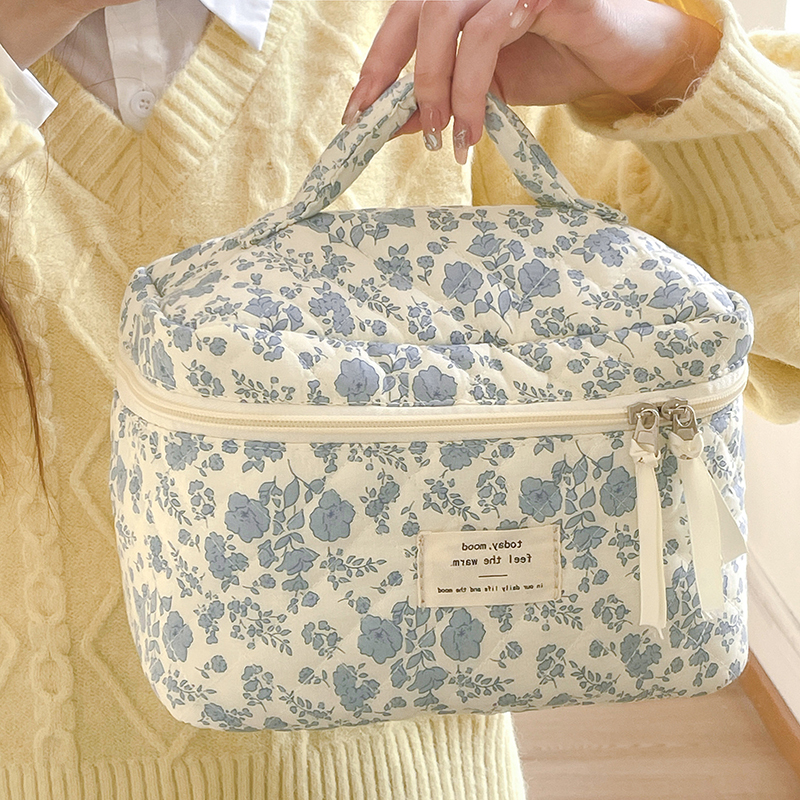 Fashion Women Vintage Rose Makeup Bag Large Capacity Quilting Cotton Tote Bags Cosmetic Travel Organizer Storage Handbag