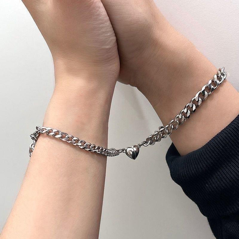 2pcs/set Magnetic Heart Couple Bracelet for Men Women Simple Vintage Cuban Bracelet Fashion Hip-Hop Punk Versatile Jewelry