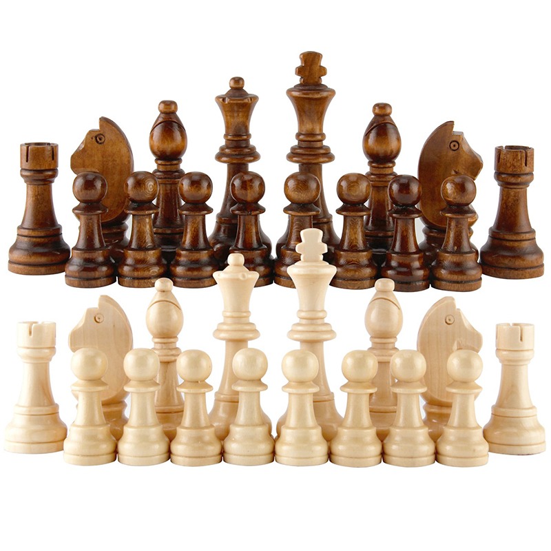 32pcs Chess Pieces Complete Chessmen International Word Chess Set Chess Piece Entertainment Accessories 16 black and white each