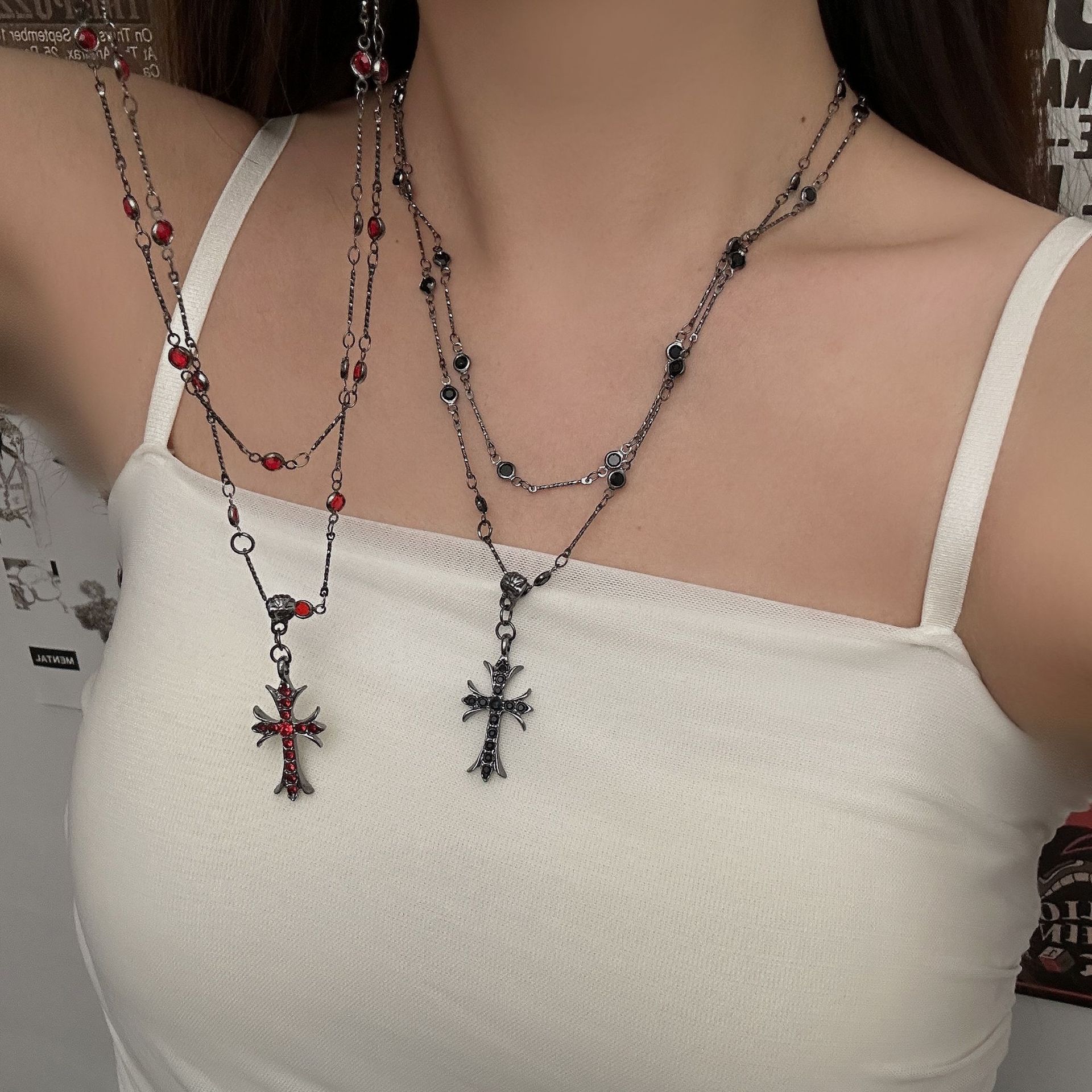 Dark Punk Inlaid Rhinestone Cross Pendant Double Layer Necklace Women Cool Fashion Jewelry Y2K Trendy s pen gpt