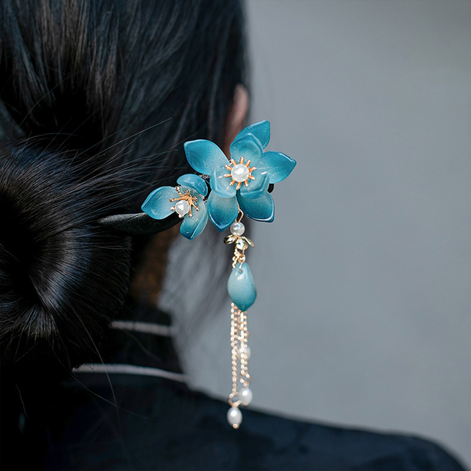 Vintage Wooden Tassel Hairpin Chinese Style Ebony Flower Design Hair Clip Elegant Graceful Women Hairstyle Decoration Jewelry