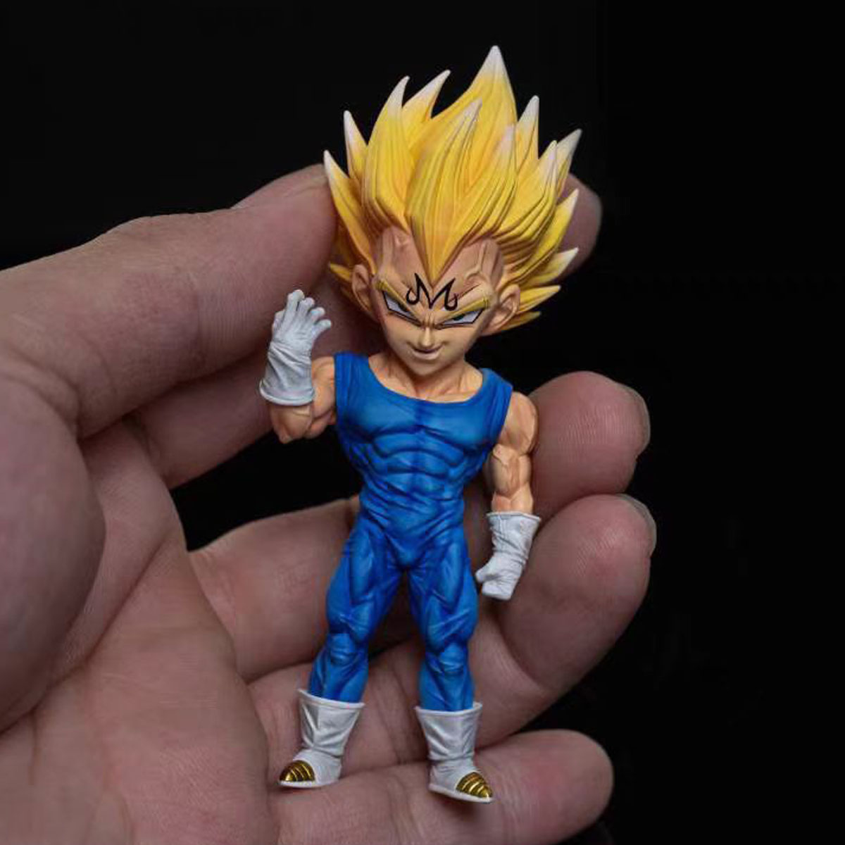 Dragon Ball Z 9cm Super Saiyan Prince Vegeta Figure Standing Posture Pvc Model Statue Doll Collection Decoration Toys