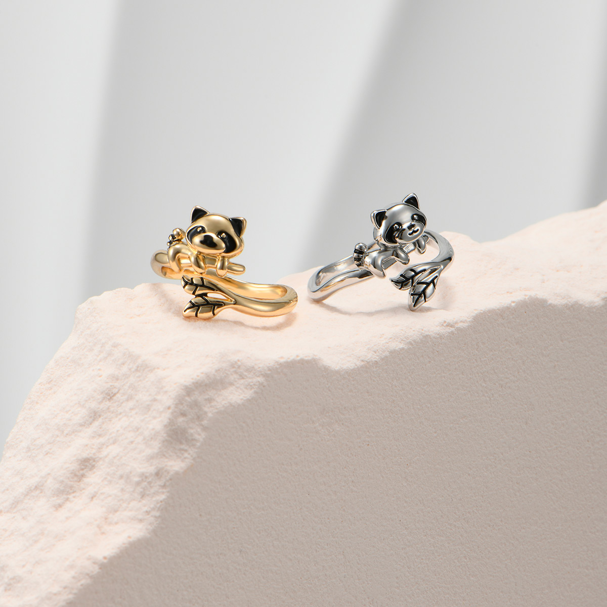 Alloy Cute Little Raccoon Ring, Full of Three-Dimensional Shape Details! Two-Color Styles Come With, Alloy Material Resistance and Durability, Daily Outings, Giving