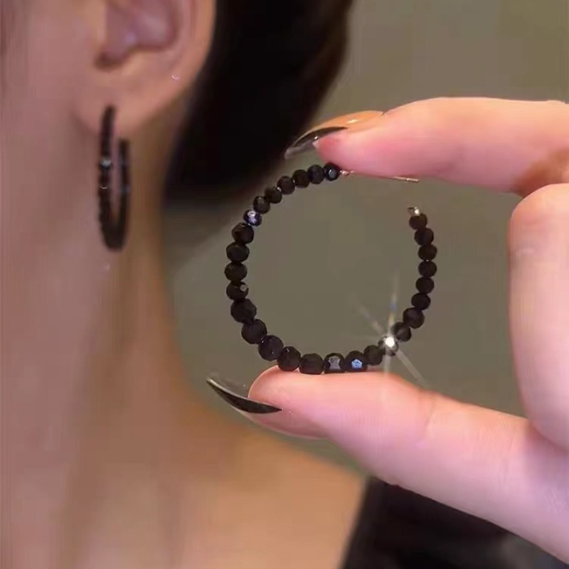 Fashion New Trend Silver Color Elegant and Exquisite Personality Simple Black Crystal Large Hoop Earrings Female Jewelry