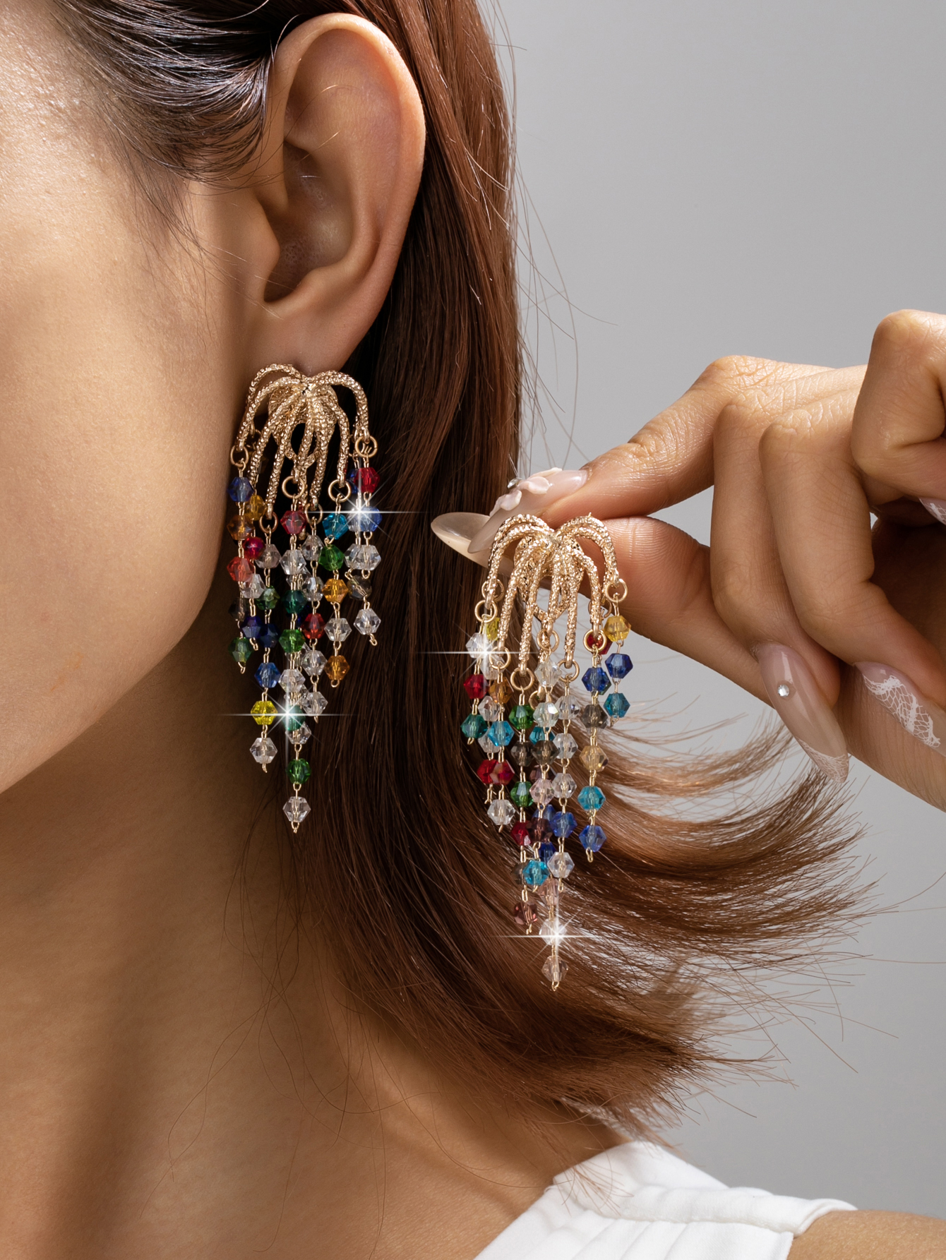 1 Pair of Bohemian Resort-Style Colorful Crystal Tassel Earrings for Women, Suitable for Beach Vacations, Beach Parties, and Music Festivals