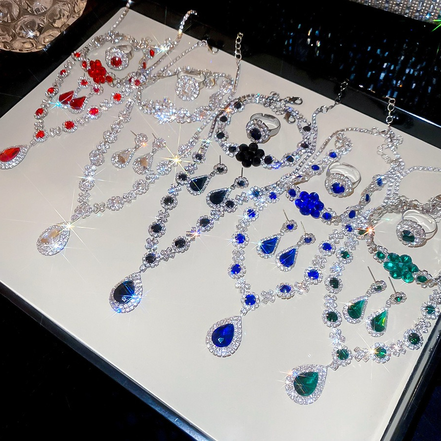 Multi-style 4 Pcs Water Drop Rhinestones Pendant Necklaces for Women Shiny Flower Chains Bracelets Earrings Rings Jewelry Sets K