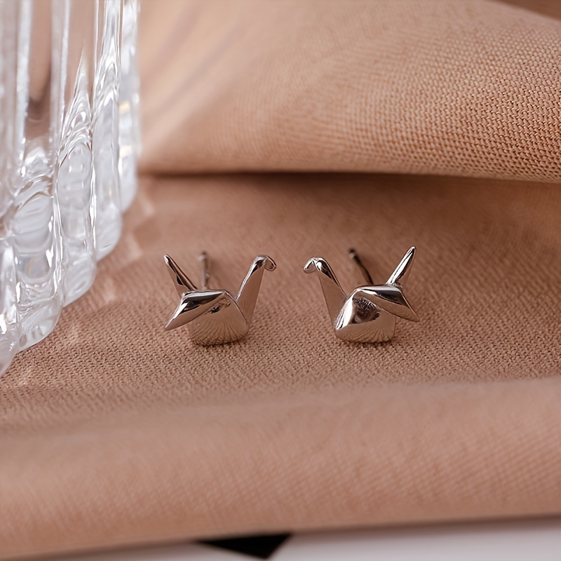 2pcs/Pair Origami Crane Stud Earrings, Silvery-Plated Simple Fashion Accessory, Trendy Ears Decorationpcs