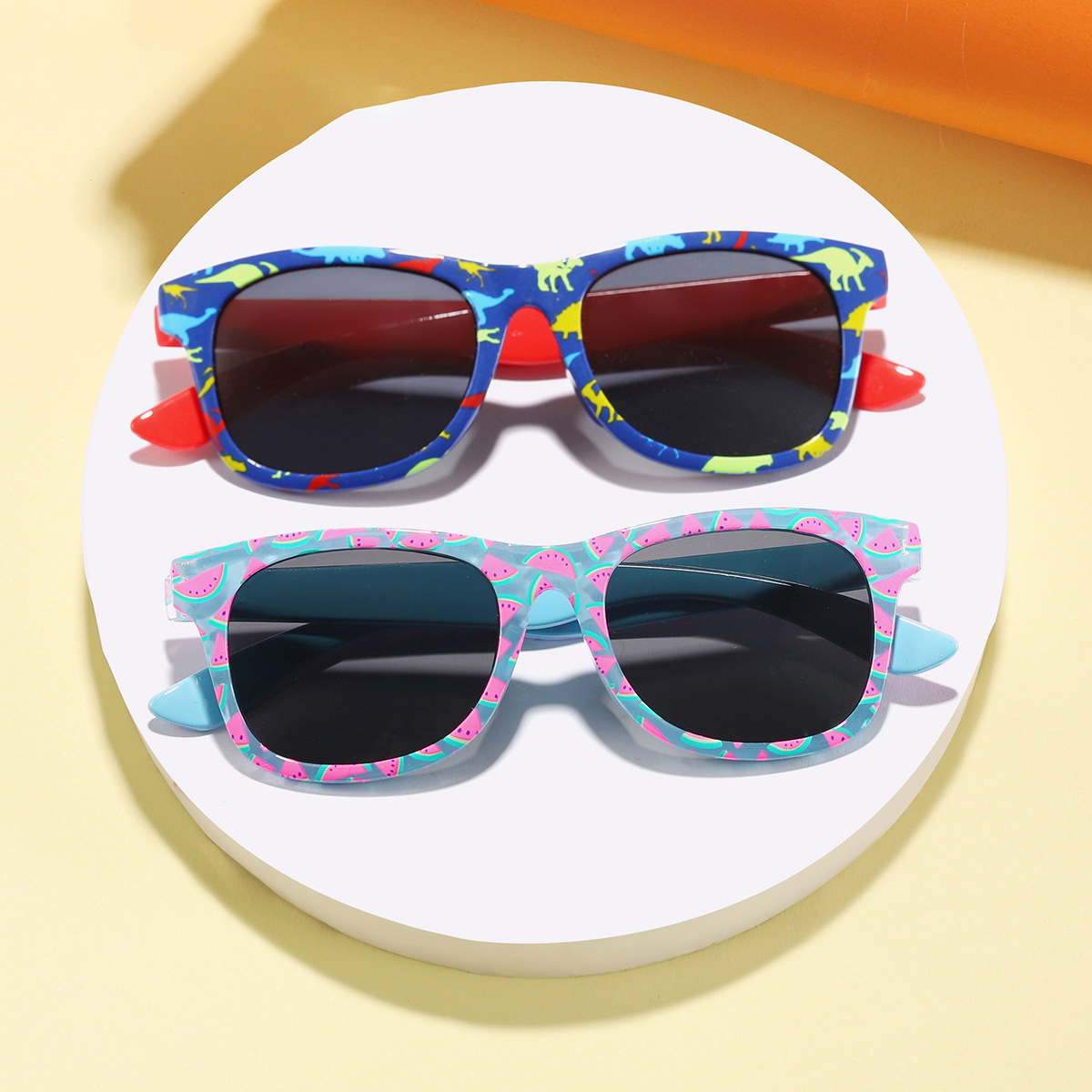 2025 New Cartoon Colorful Printed Box Children's Outdoor Sunshade Sunglasses Cartoon Cute Baby Trendy Sunglasses