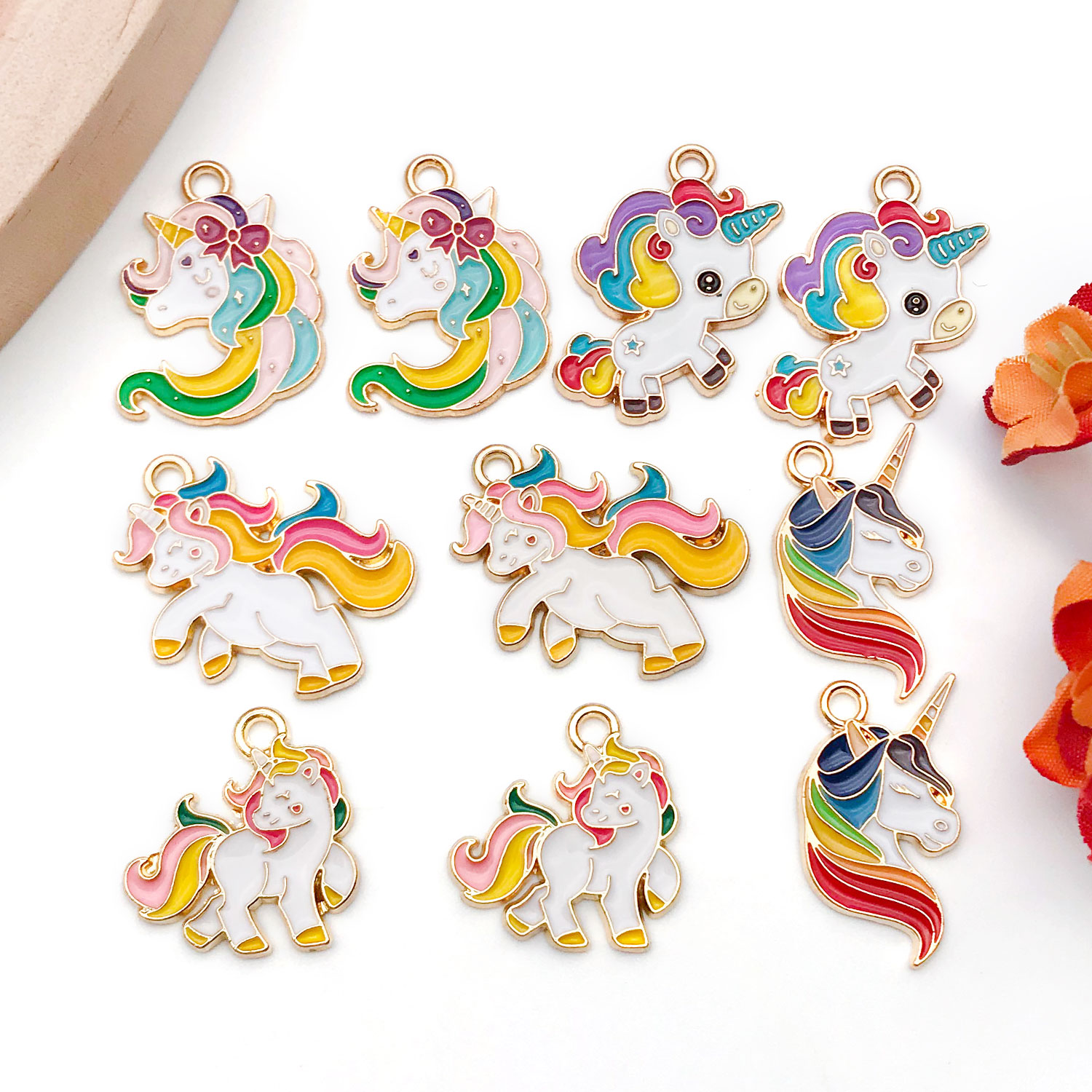 5/10pcs Magical Unicorn Pendants - Fantasy-Themed Resin Charms for DIY Earrings, Bracelets & Keychains