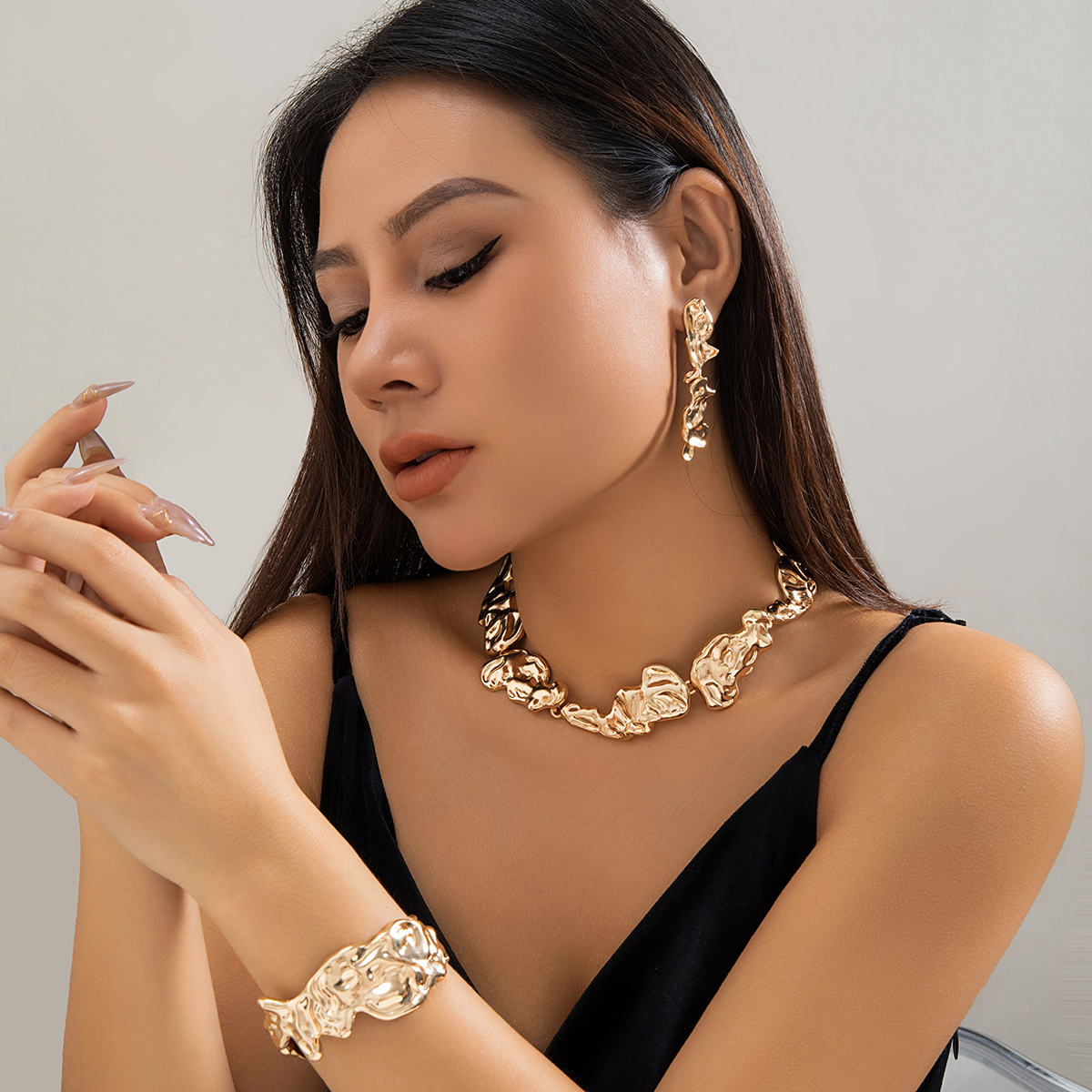 Unique Creative Irregular Heavy Metal Chain Necklace Punk Adjustable Choker for Women Men Grunge Steampunk Jewelry Gift