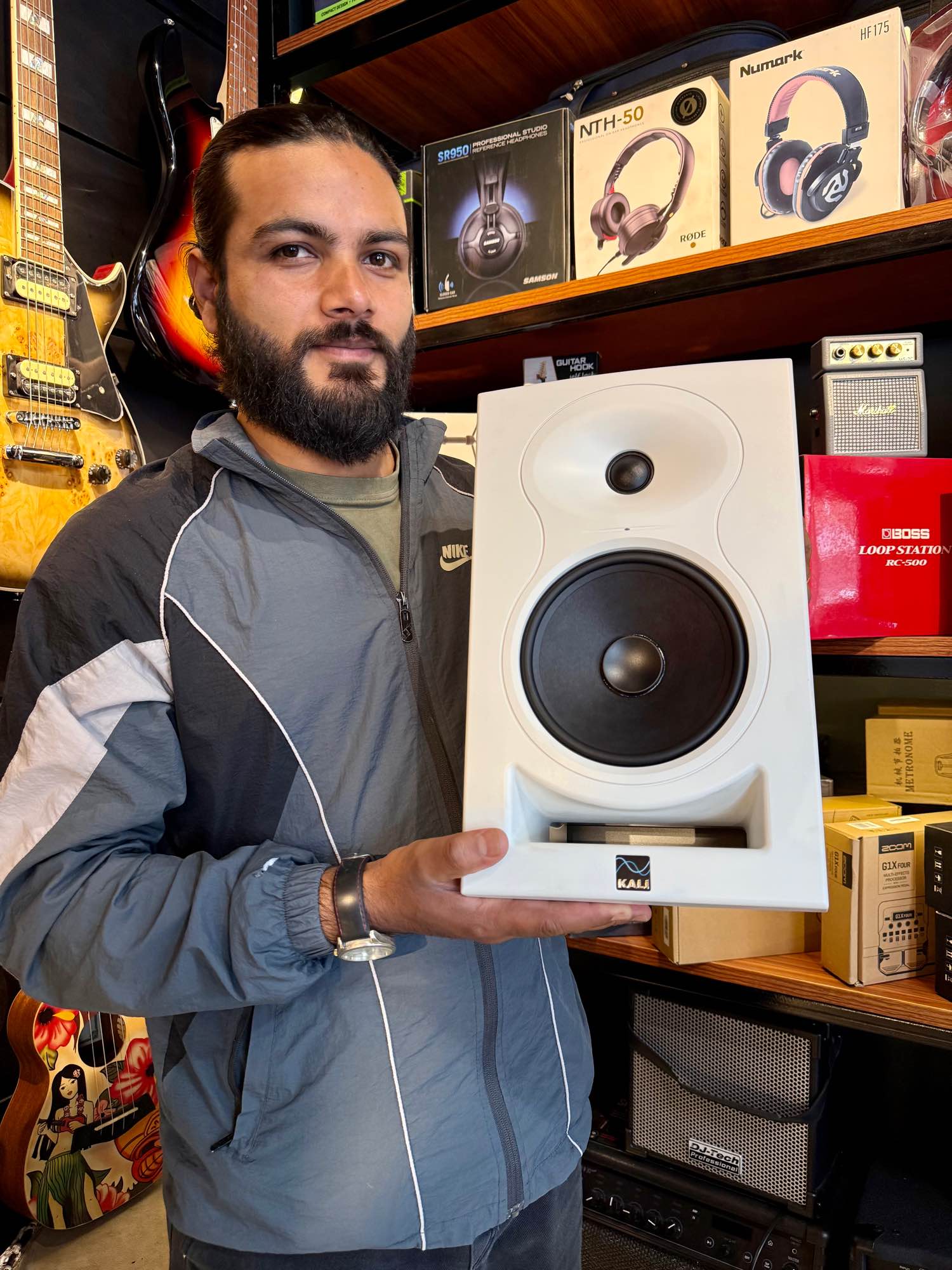 Kali LP-6 V2 6.5″ Powered Studio Monitor White-Single