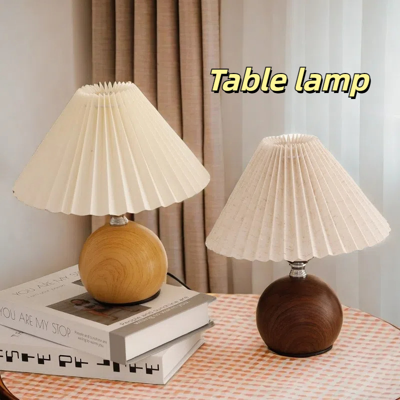 High Appearance Pleated Desk Lamp INS Vintage Nordic Style Bedside Light for Girls Bedroom Nursing