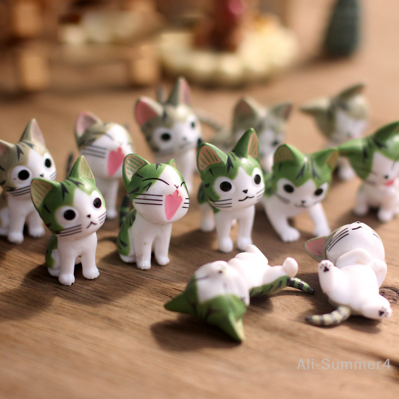 Cheese cat miniature figurines toys cute lovely Model Kids Toys 4cm PVC