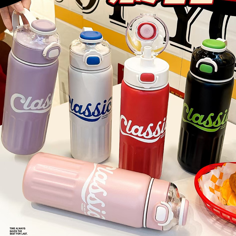 Straw water bottle, large capacity minimalist student thermos, portable fitness outdoor pop-up straw water cup, photography