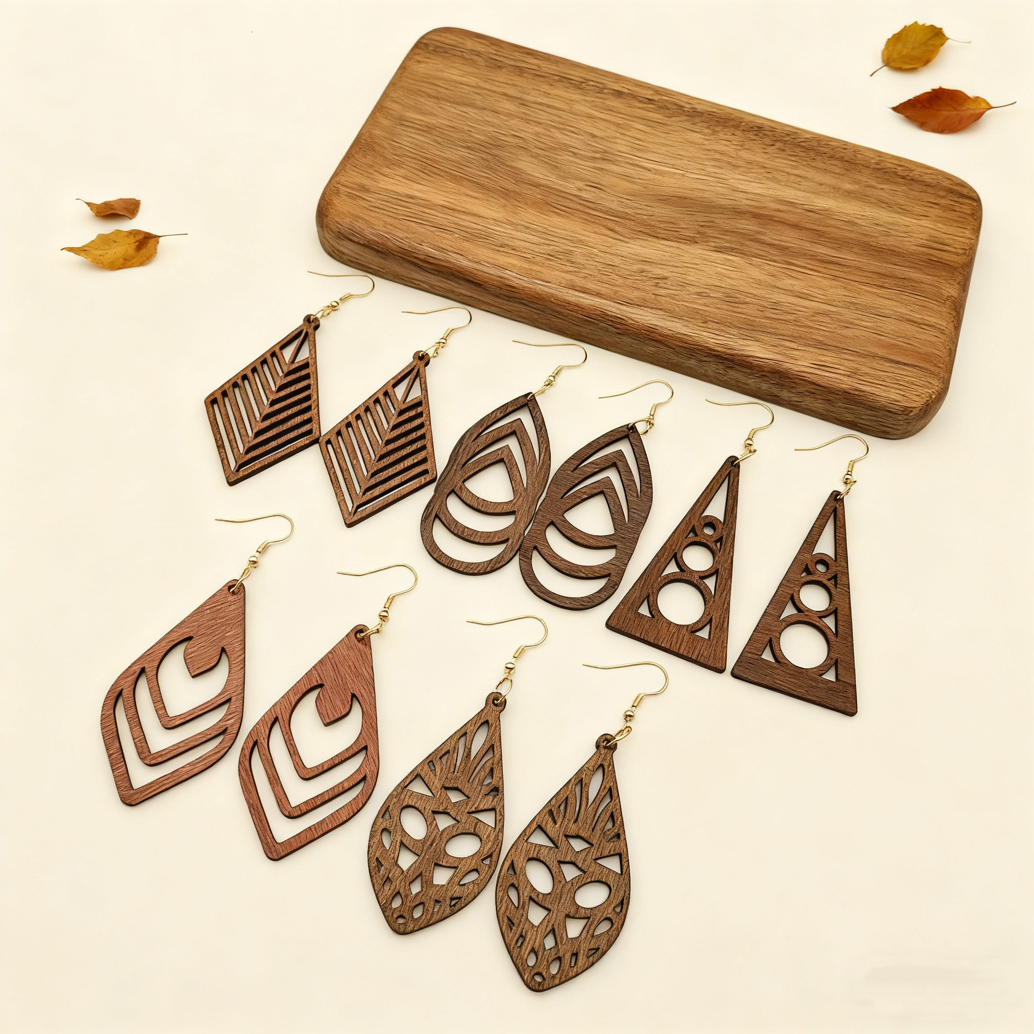 5 Pairs of Retro Wooden Geometric Hollowed-Out Earring Sets for Autumn and Winter, Holiday Hanging Earrings for Girls, Suitable