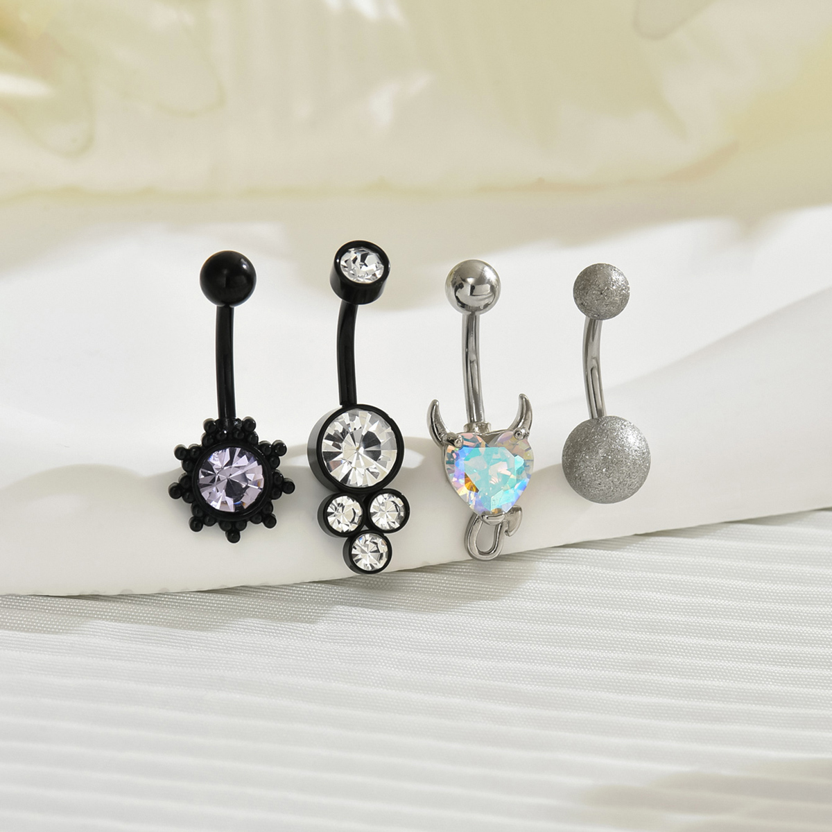 4 Pcs Black Sunflower Heart-Shaped Zircon Frosted Ball Navel Belly Button Ring, Stainless Steel Demon Bull Head Belly Piercing R