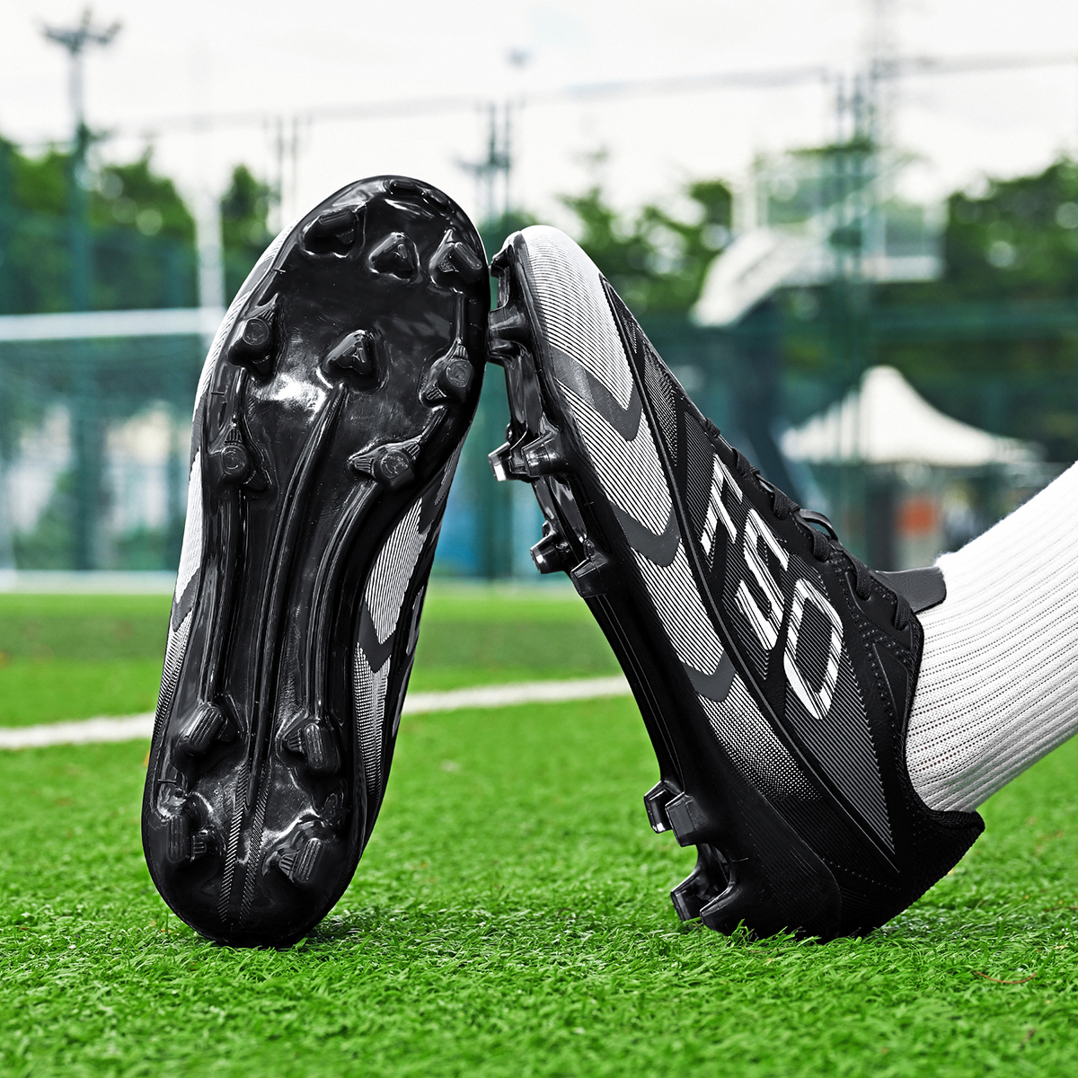 breathable FG/AG long nail suitable for training and competition all season universal anti slip sports football shoes