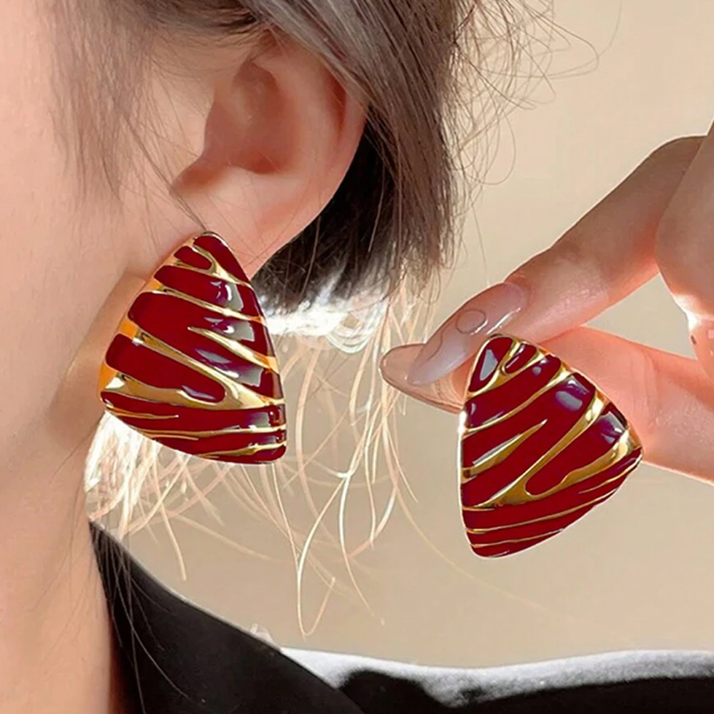 1 Pair of New Retro Zebra Stripesd Geometric Triangles Exaggerated Luxury Classy Fashion Chic Personalized French Earrings