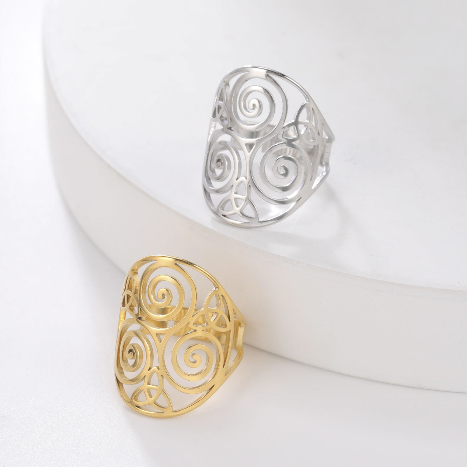 Witch Knot Celtic Knot Stainless Steel Ring Men and Women Fashion Retro Talisman Ring Anniversary Jewelry
