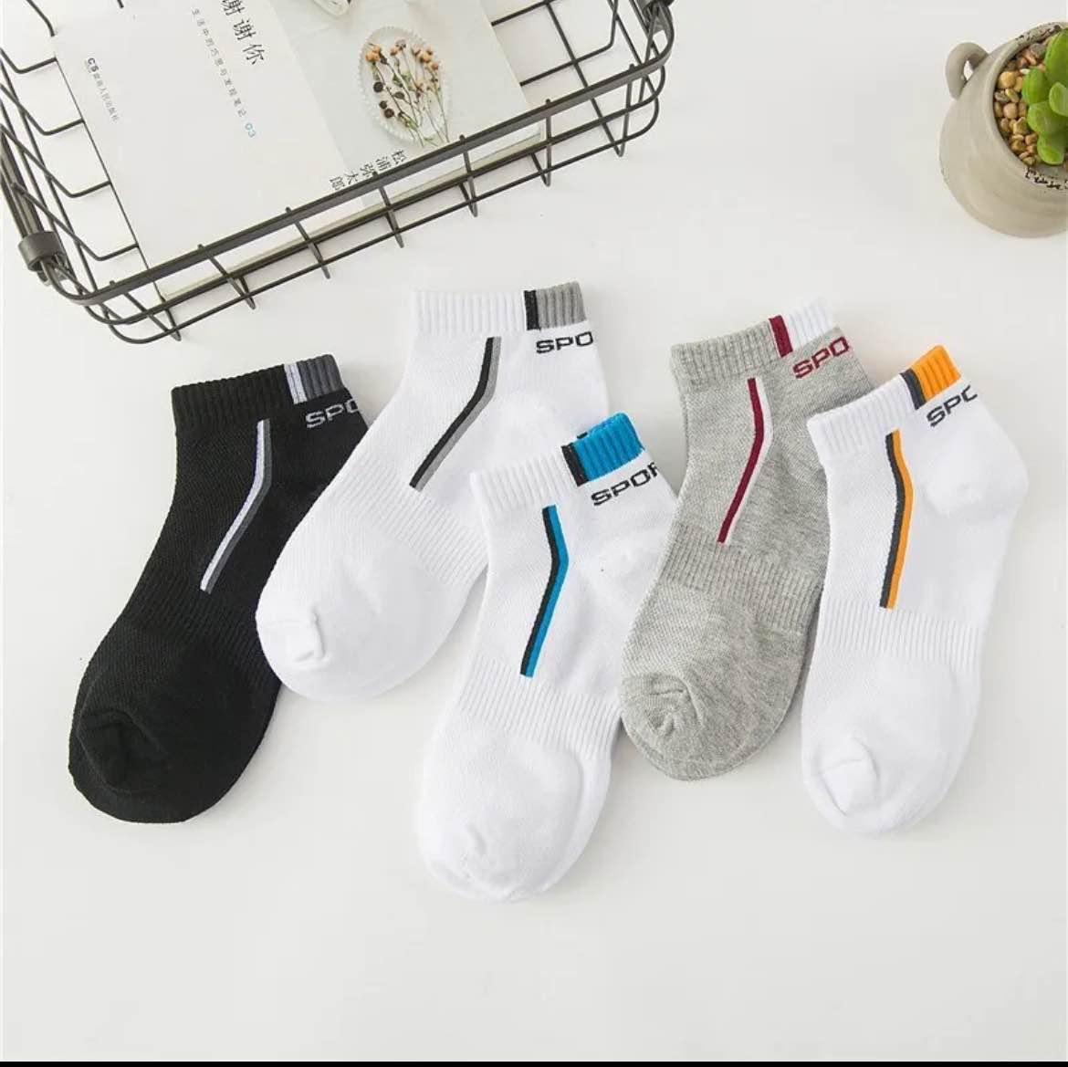 3 pairs of ankle socks