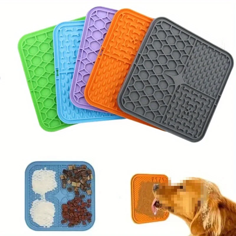 Silicone Dog Licking Mat Slow Feeder Pet Feeding Mat Bath Buddy Training for Pets Silicone Dispenser Suction Cup Design for Dogs