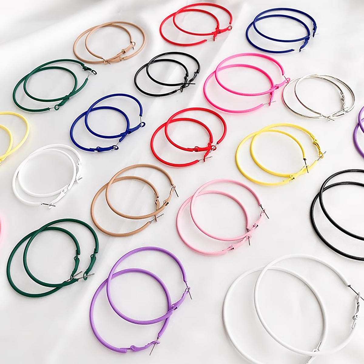 1 pair of colorful ear loops large circle earrings Circle Circle exaggerated personality everything t
