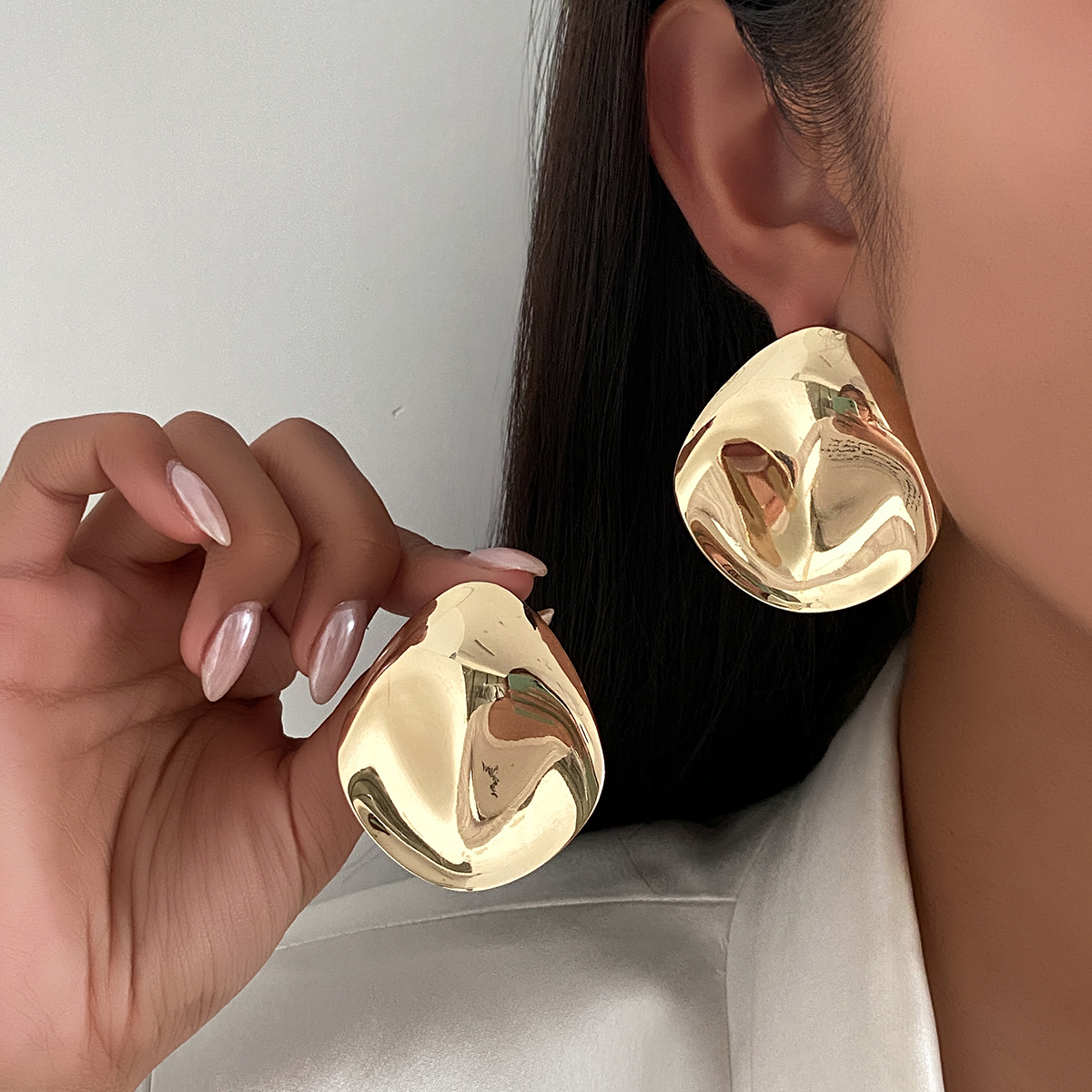 Ingemark Fashion Simple Metal Irregular Oval Stud Earrings Women Exaggerated Gold Color Geometric Earring Party New Jewelry