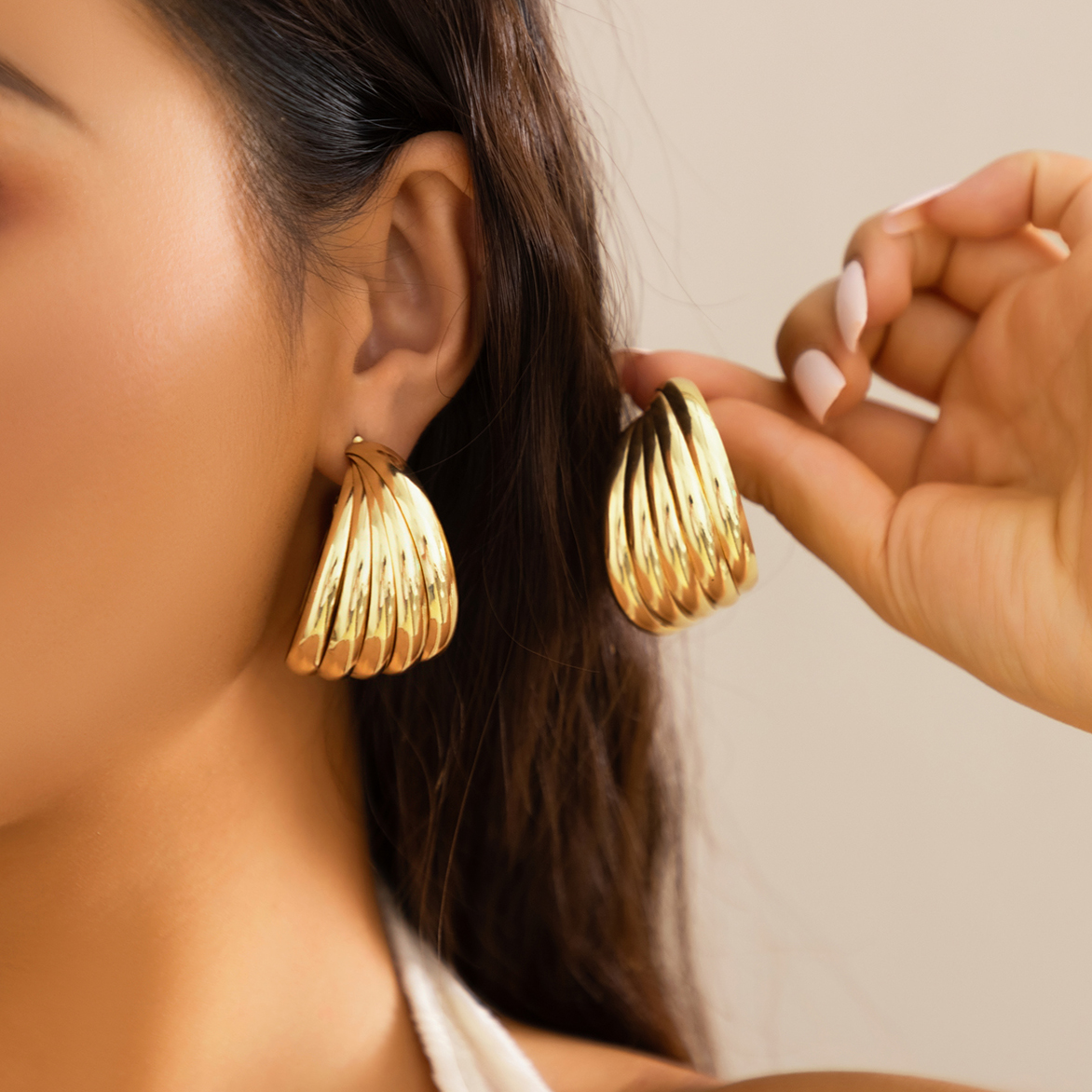 Ingemark Punk Vintage Smooth Metal Hoop Earrings for Women Gold Color C Shape Circle Geometric Earrings Trendy Jewelry New