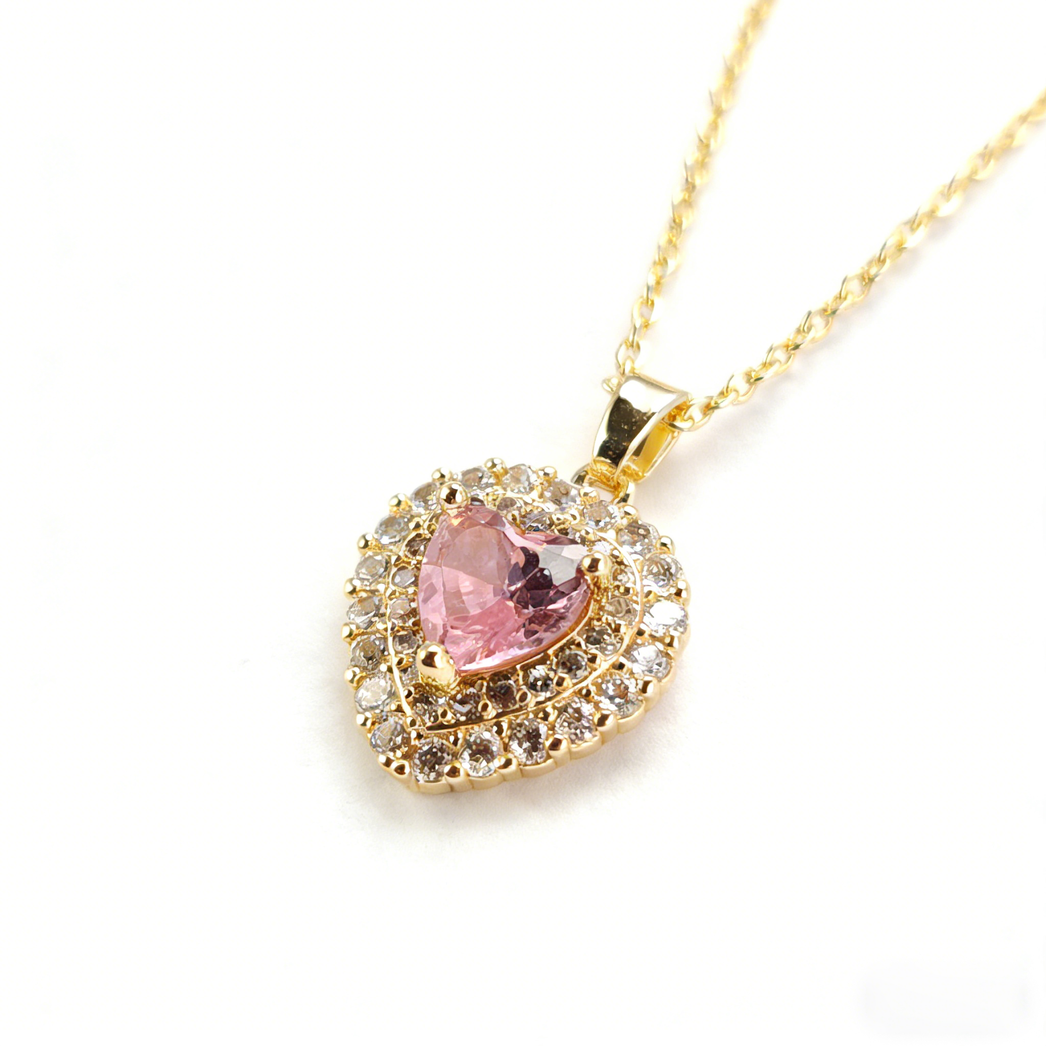 Romantic Pink Heart Zircon Pendant Necklace Gold Plated Single Layer Clavicle Chain Women Sweet Valentine's Day Jewelry