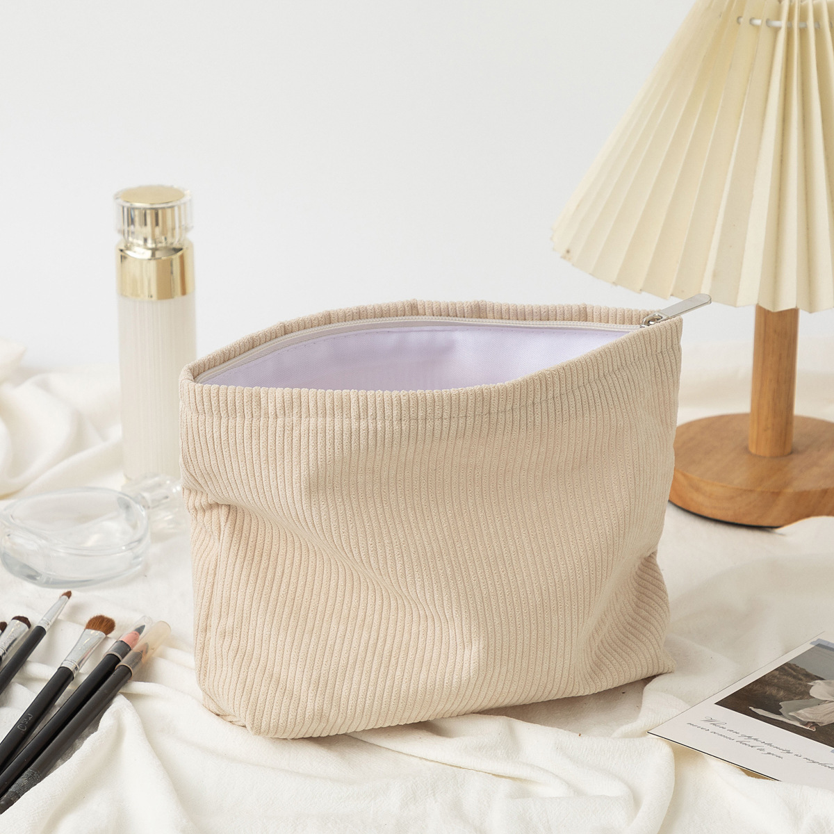 Vintage Flower Women Makeup Bag Corduroy Tote Portable Female Cosmetic Storage Handbag Travel Organizer Zipper Quilted Bag