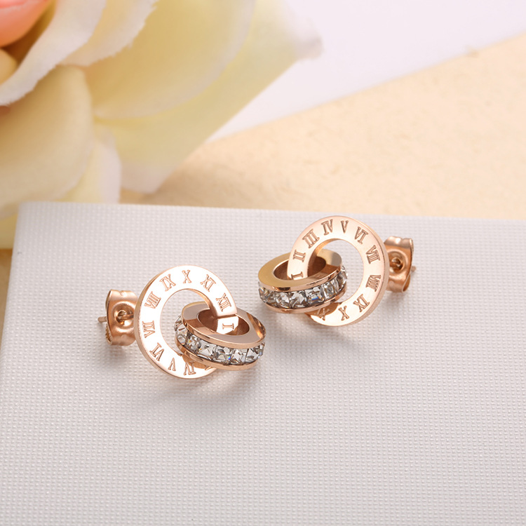 ZooMango Cubic Zirconia Roman Numerals Double Circle Stud Earrings Titanium Steel Rose Gold Color Wedding Earrings ZE17014