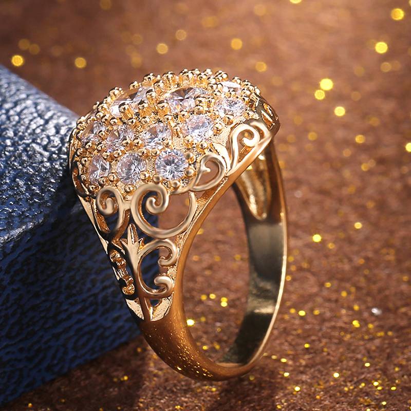 Huitan Full Sparkling CZ Women Ring Romantic Gold Color Wedding Luxury Lady Accessories Trendy Party Anniversary Jewelry