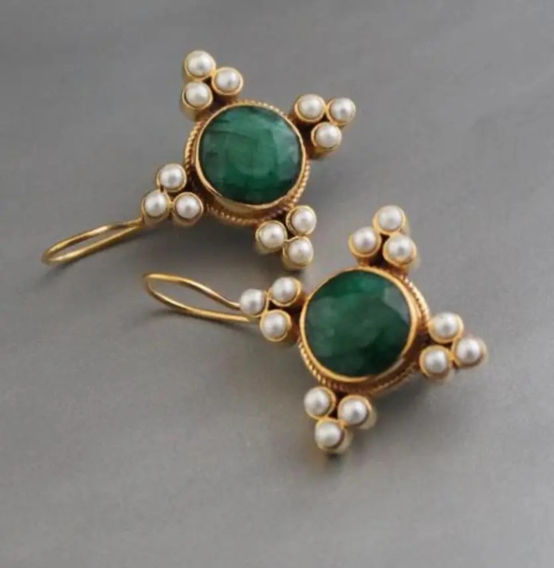 1pair Elegant Retro Green Color Geometric Imitation Pearl Pendant Earrings for Women's Exquisite Party Wedding Jewelry pen gpt