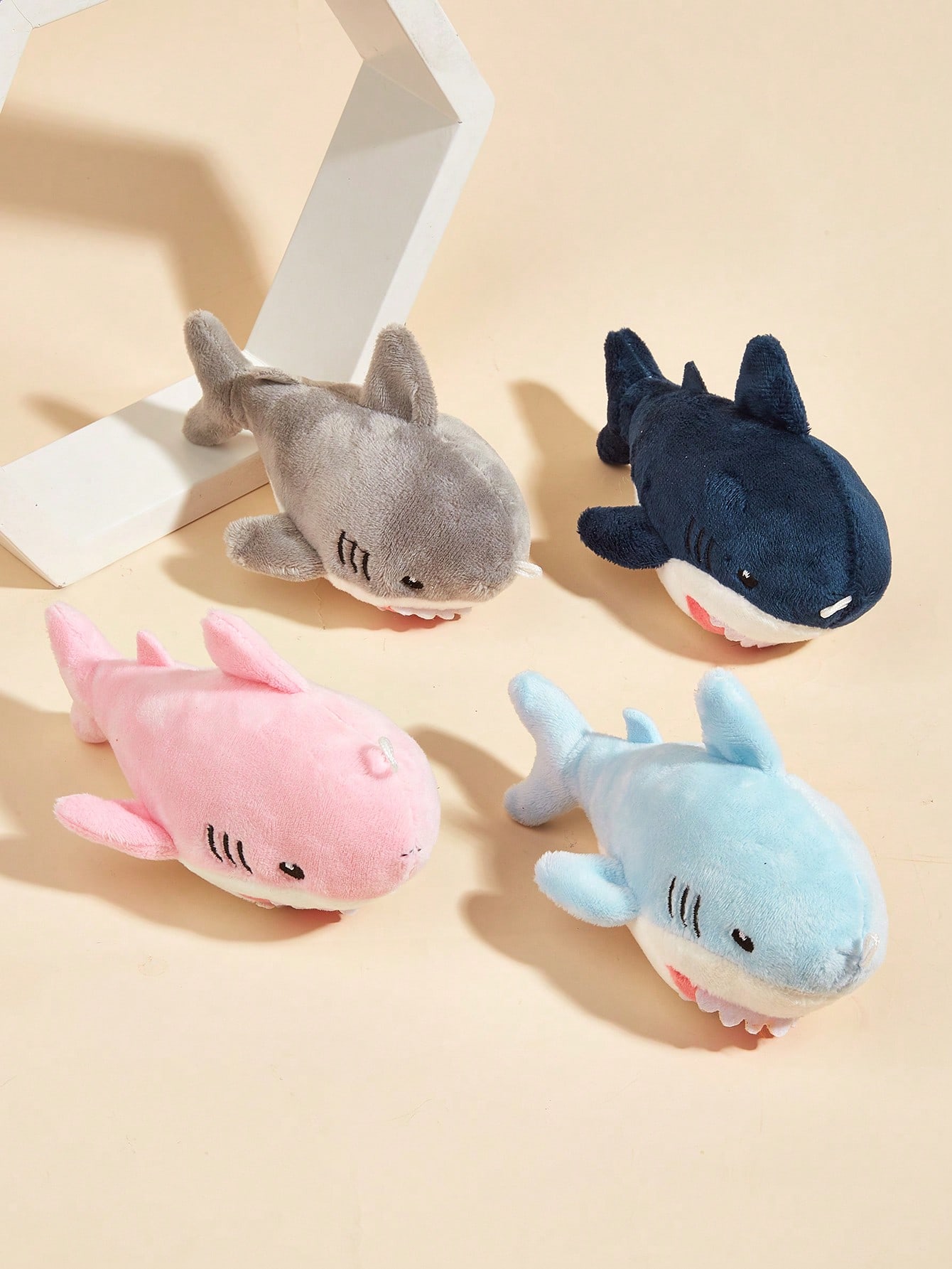1/2 Pcs Cute Shark Pet Plush Toy Soft Safe Chew Toy for Small Dogs Puppies Interactive Bite Resistant Dol