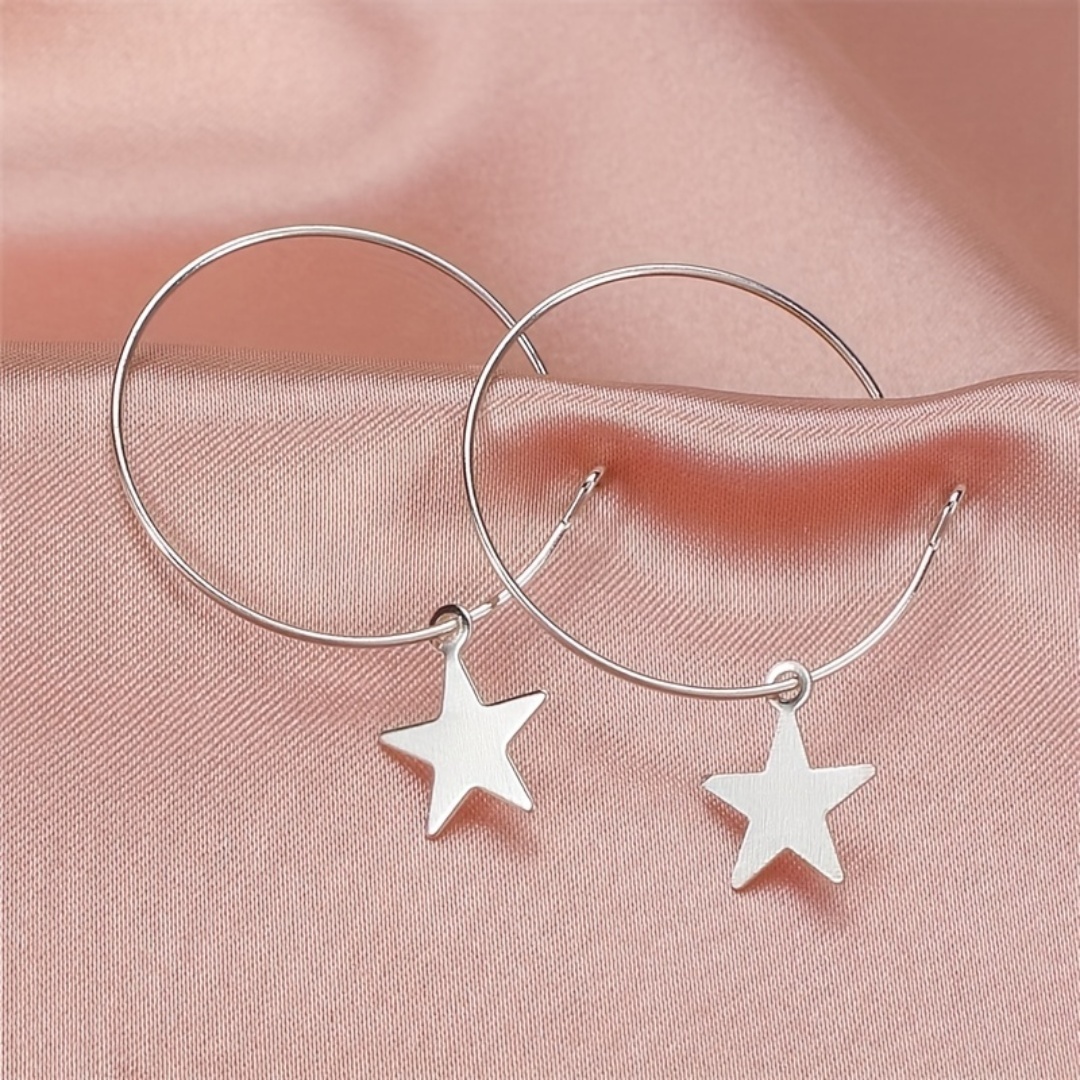 1 pair of minimalist style pentagram earrings for women, fashionable design, elegant temperament, high-end and generous