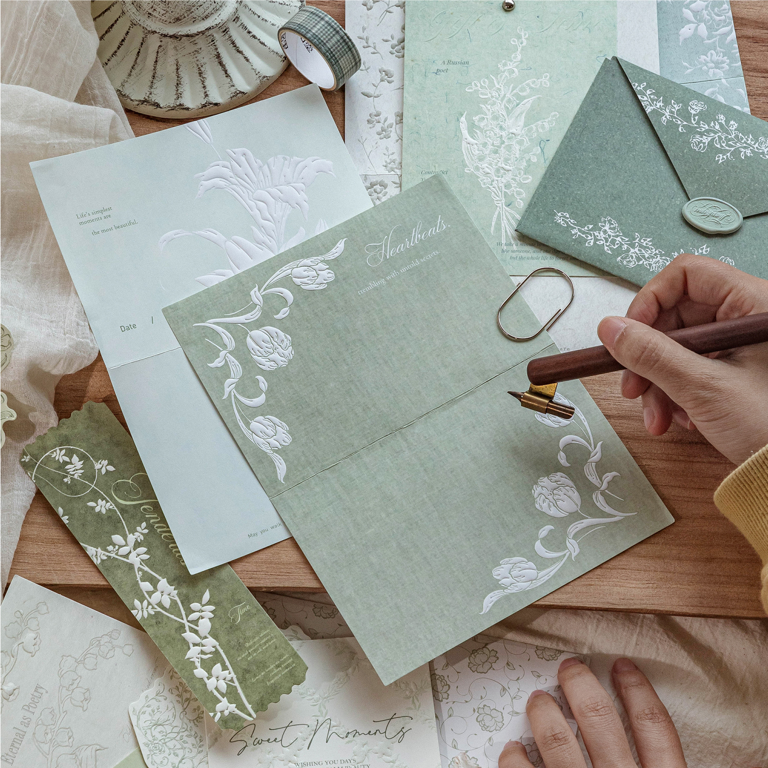 Morning Rain Flower Letterhead Envelope Letter Paper High-End Romantic and Ceremony-Like Handwritten Love Letter for Girlfriend's Birthday