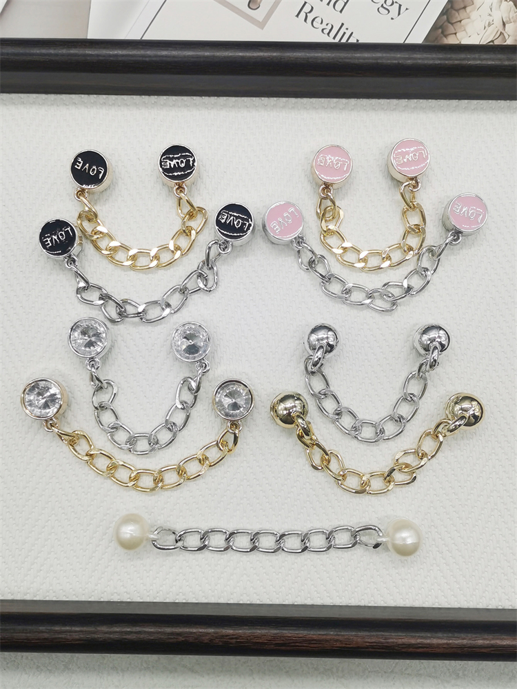 2PCS LOVE Shoe Chains DIY Accessories Vintage Bling Clog Shoes Buckles Decorations Removable Hemisphere Shoe Clips Ornaments