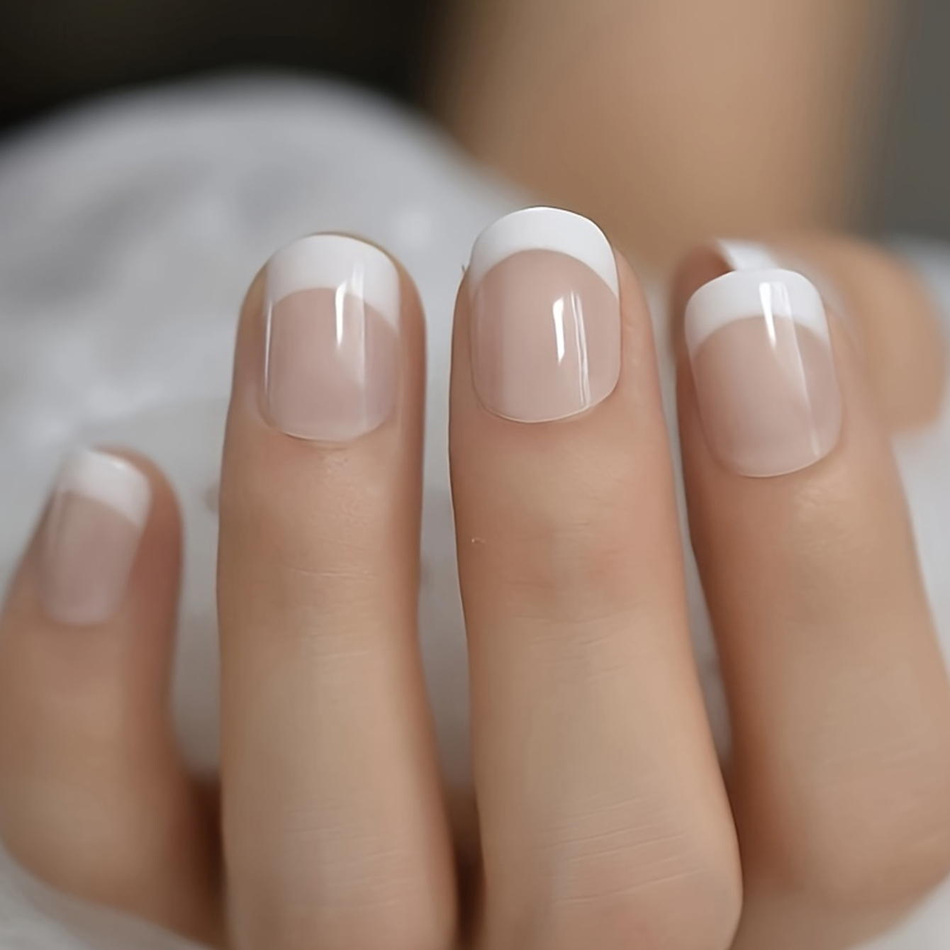24pcs French flash white border cherry blossom rhinestone fake nailsWhitening Nail Set With Detachable Fake Nails For Festival