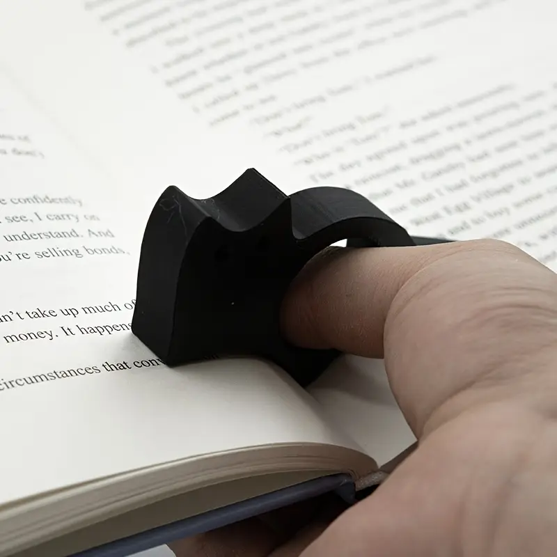 Ergonomic Black Plastic Thumb Bookmark - Comfort Grip, One-Handed Use, Page Marker for Book Lovers, Stylish & Functional