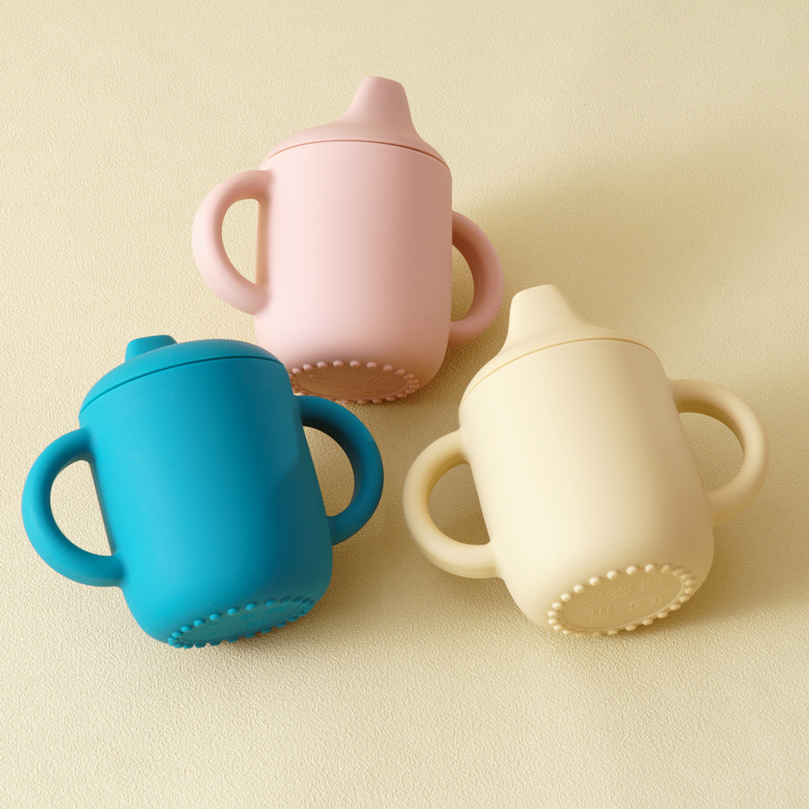 Color Kids 1PC Baby Feeding Straw Cup Double Handle BPA Free Infant Silicone Learning Cup Training Drinking Water