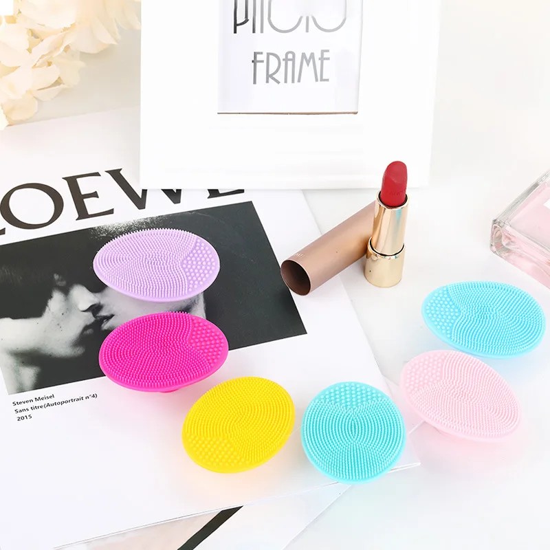 Wholesale 1pcs Silicone Face Pores Wash Baby Clean Brush Shampoo Brush Baby Bath Brush Soft Hair Round Shampoo Comb Home Use
